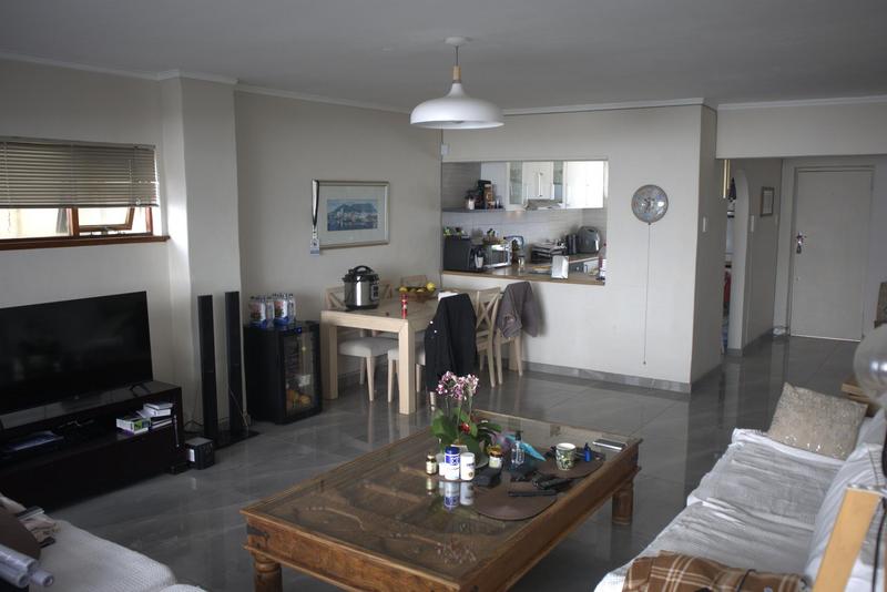 To Let 2 Bedroom Property for Rent in Sea Point Western Cape